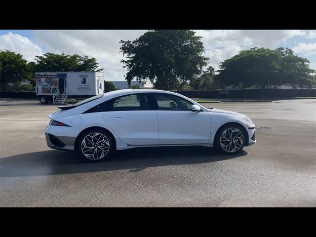 2025 Hyundai IONIQ 6 Limited