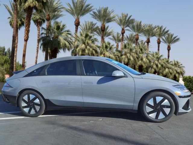 2025 Hyundai IONIQ 6 SE