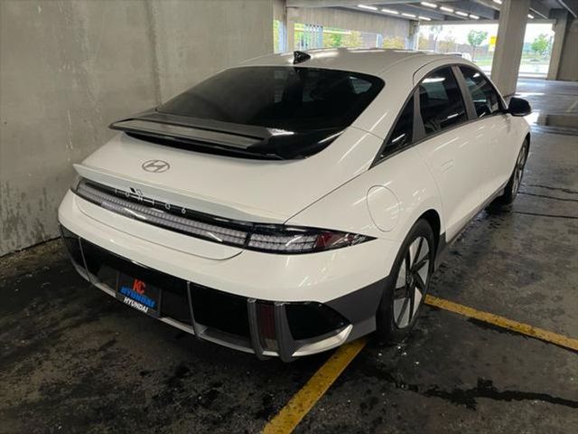 2025 Hyundai IONIQ 6 SE
