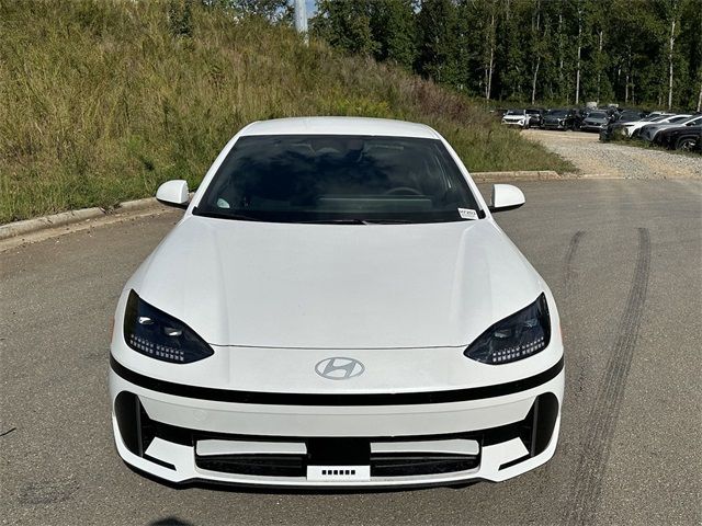 2025 Hyundai IONIQ 6 SE