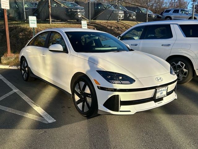 2025 Hyundai IONIQ 6 SE