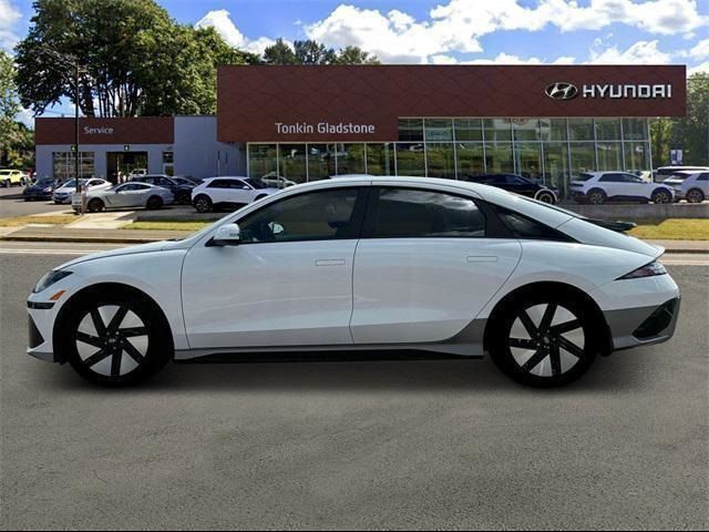 2025 Hyundai IONIQ 6 SE