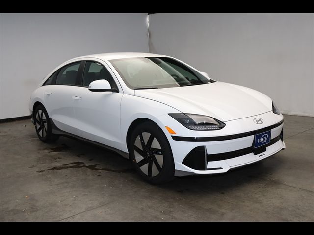 2025 Hyundai IONIQ 6 SE