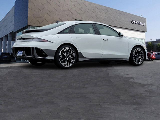 2025 Hyundai IONIQ 6 SEL