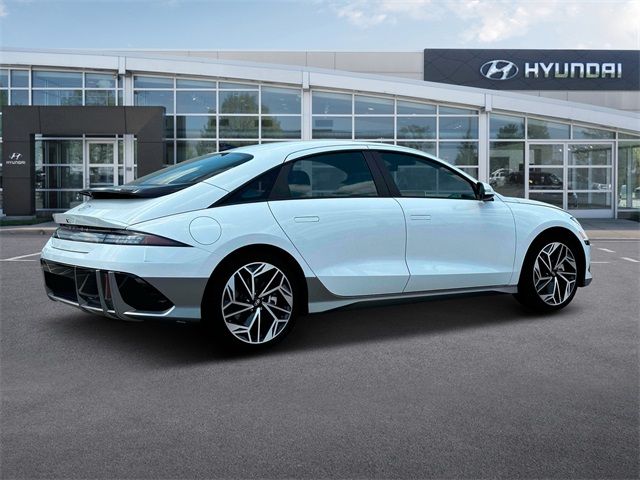 2025 Hyundai IONIQ 6 SEL