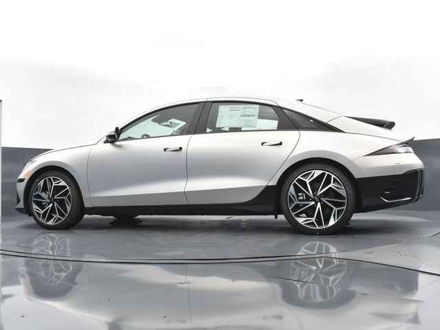 2025 Hyundai IONIQ 6 SEL