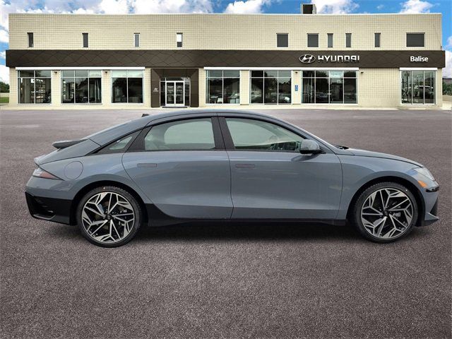 2025 Hyundai IONIQ 6 SEL