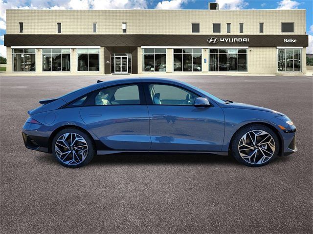 2025 Hyundai IONIQ 6 SEL