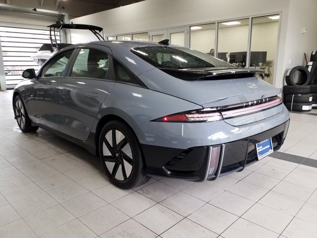 2025 Hyundai IONIQ 6 SE Standard Range