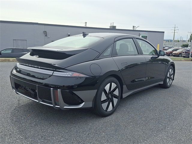 2025 Hyundai IONIQ 6 SE Standard Range