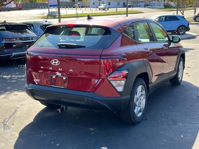 2025 Hyundai Kona SE