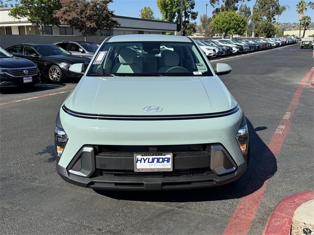 2025 Hyundai Kona SE