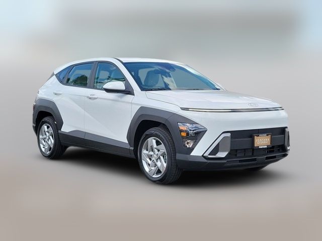 2025 Hyundai Kona SE