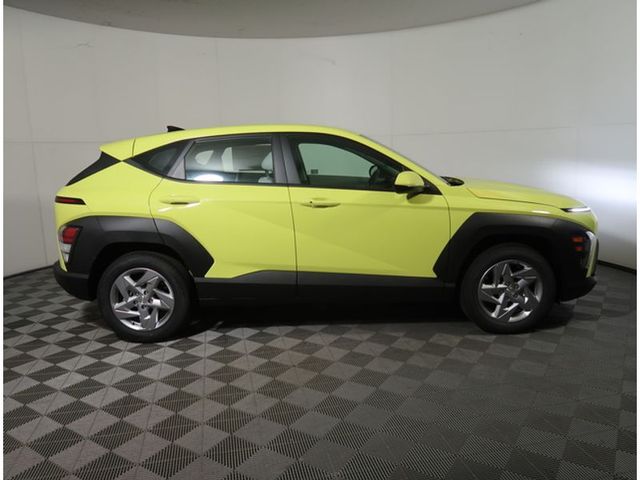 2025 Hyundai Kona SE