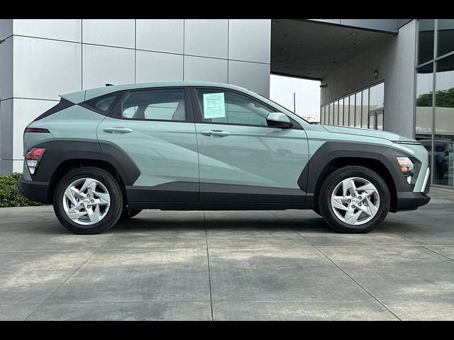 2025 Hyundai Kona SE