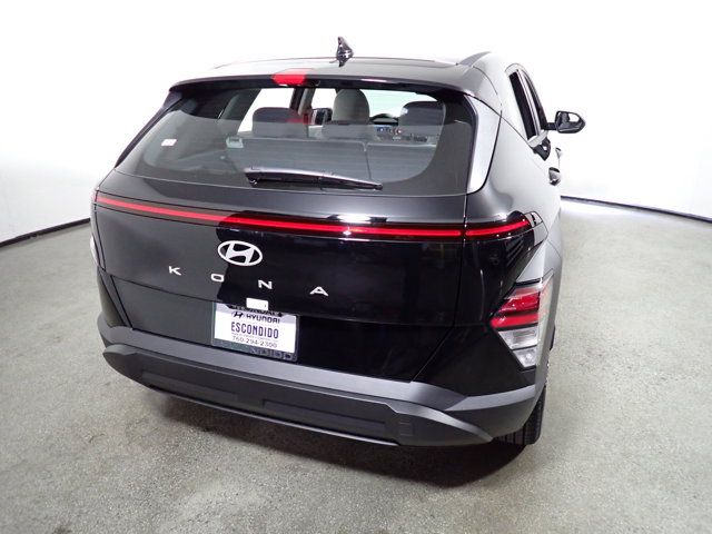 2025 Hyundai Kona SE