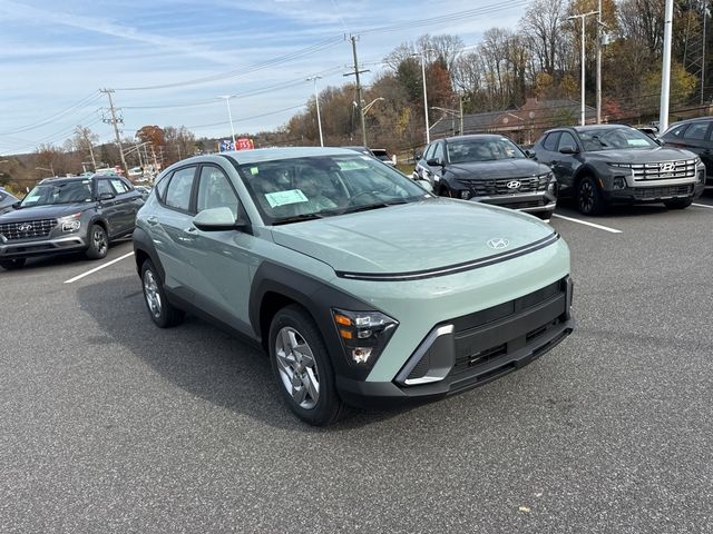 2025 Hyundai Kona SE