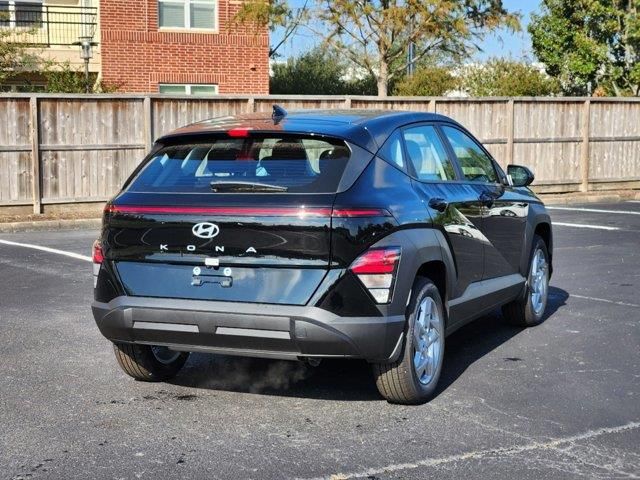 2025 Hyundai Kona SE