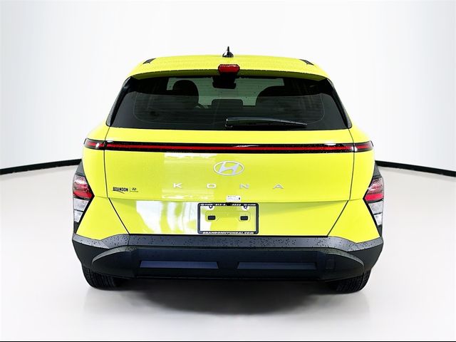 2025 Hyundai Kona SE