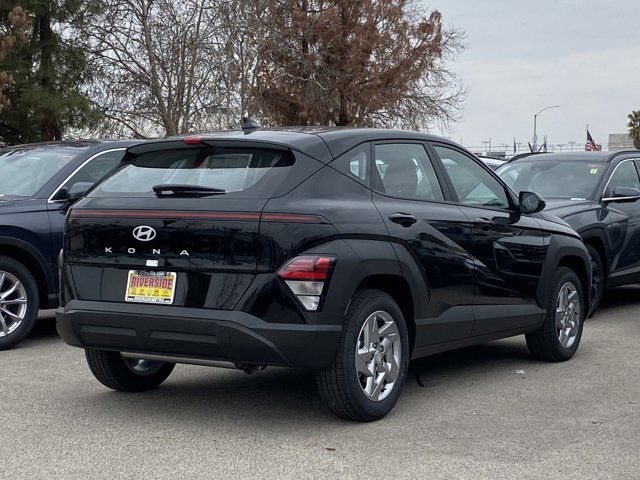 2025 Hyundai Kona SE