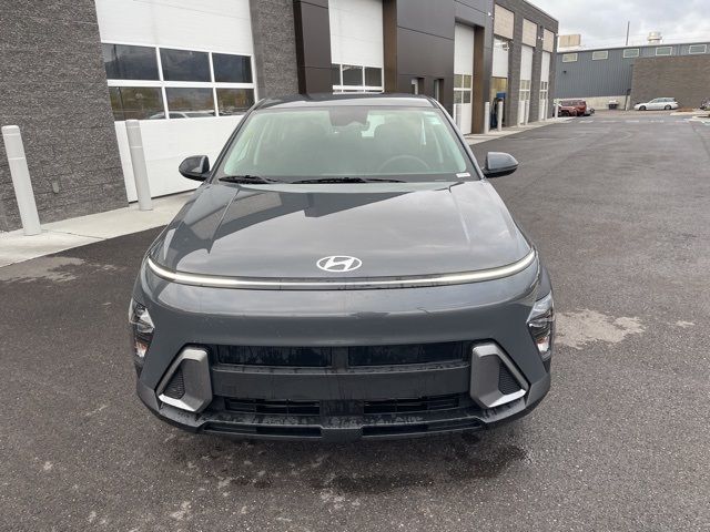 2025 Hyundai Kona SE