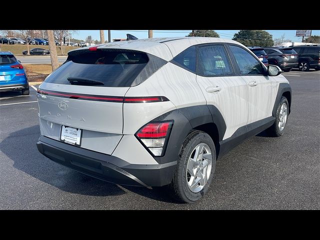 2025 Hyundai Kona SE