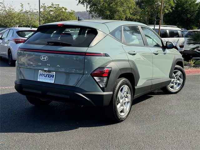 2025 Hyundai Kona SE