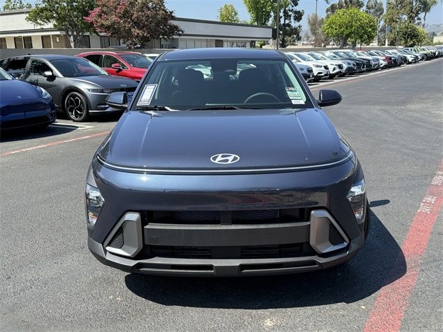 2025 Hyundai Kona SE