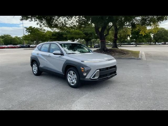 2025 Hyundai Kona SE