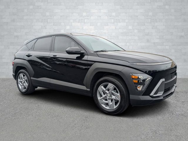 2025 Hyundai Kona SE