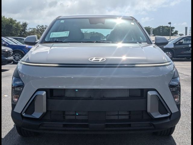 2025 Hyundai Kona SE