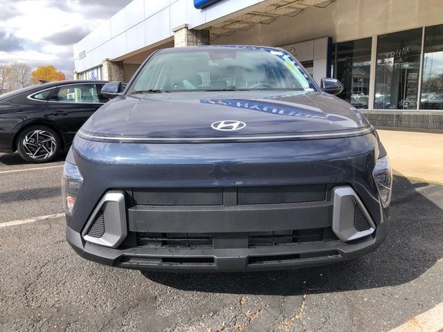 2025 Hyundai Kona SE