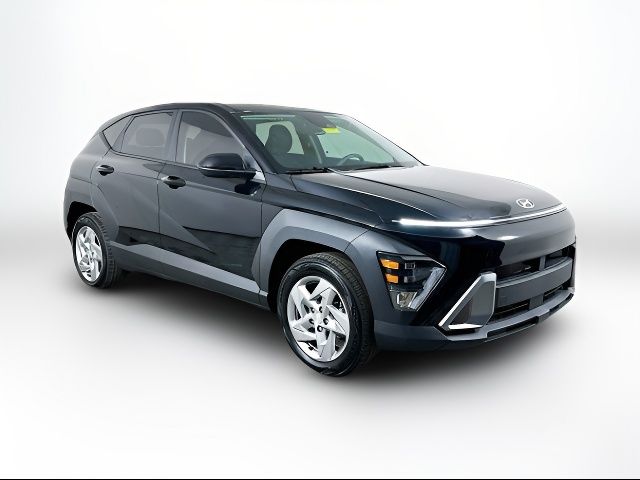 2025 Hyundai Kona SE