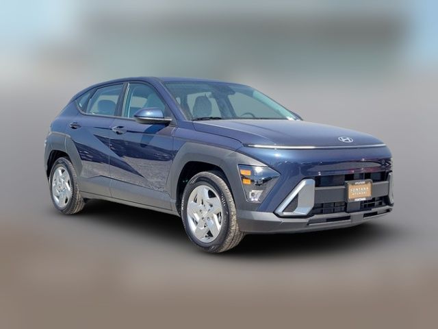 2025 Hyundai Kona SE