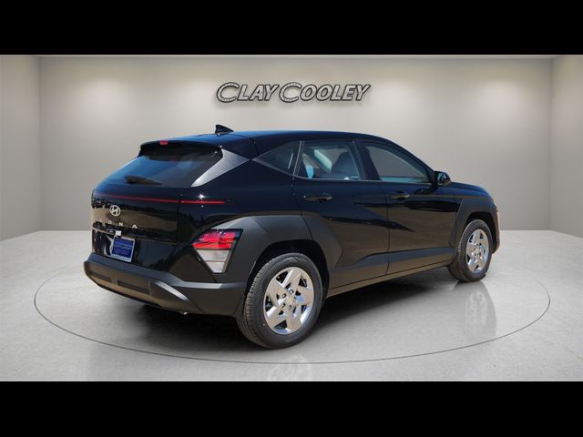2025 Hyundai Kona SE