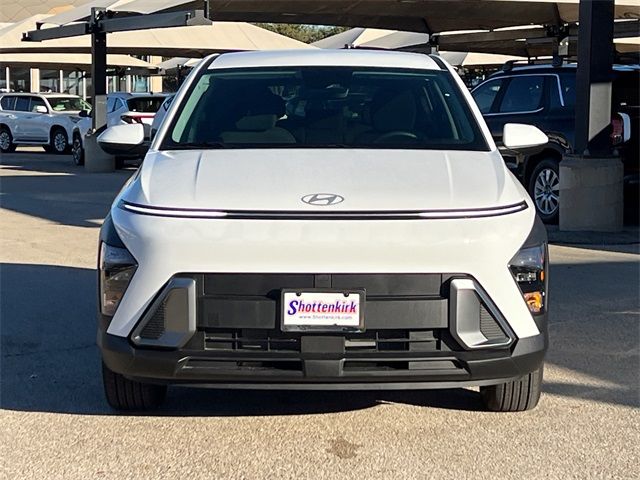 2025 Hyundai Kona SE