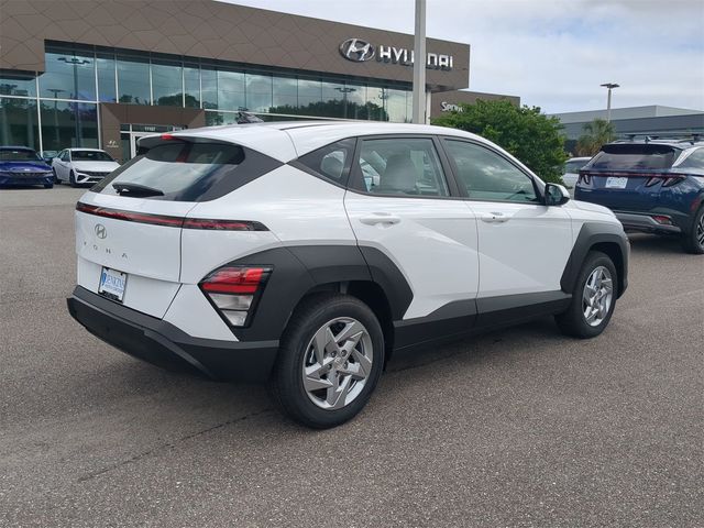 2025 Hyundai Kona SE