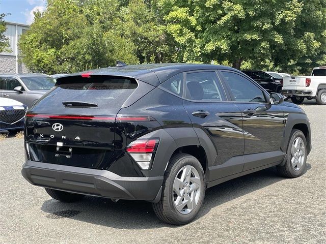 2025 Hyundai Kona SE