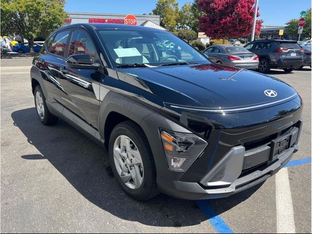 2025 Hyundai Kona SE