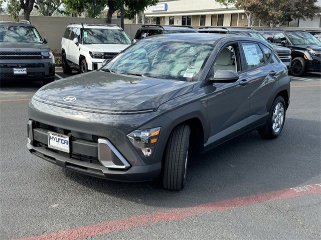 2025 Hyundai Kona SE