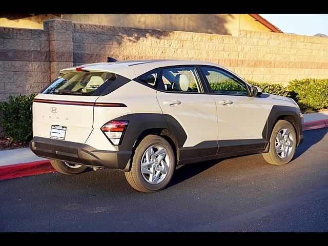 2025 Hyundai Kona SE