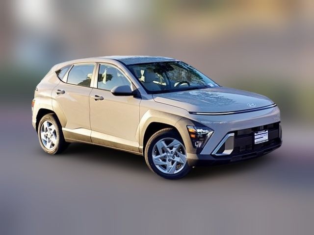 2025 Hyundai Kona SE