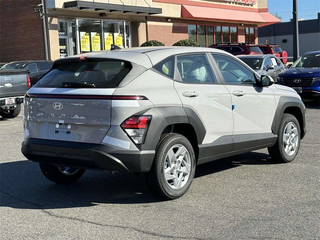 2025 Hyundai Kona SE