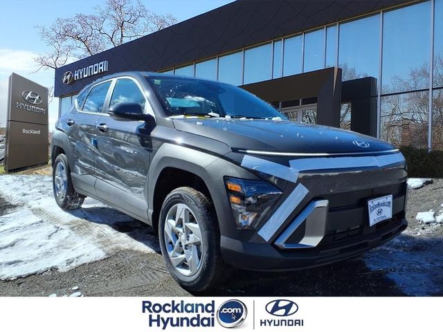 2025 Hyundai Kona SE