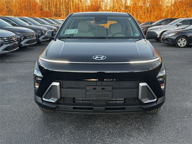 2025 Hyundai Kona SE