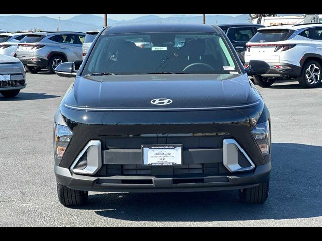 2025 Hyundai Kona SE