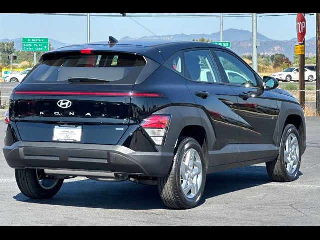 2025 Hyundai Kona SE