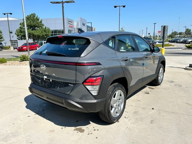 2025 Hyundai Kona SE