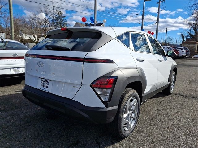 2025 Hyundai Kona SE