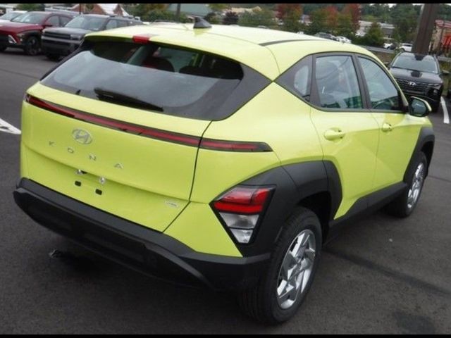 2025 Hyundai Kona SE